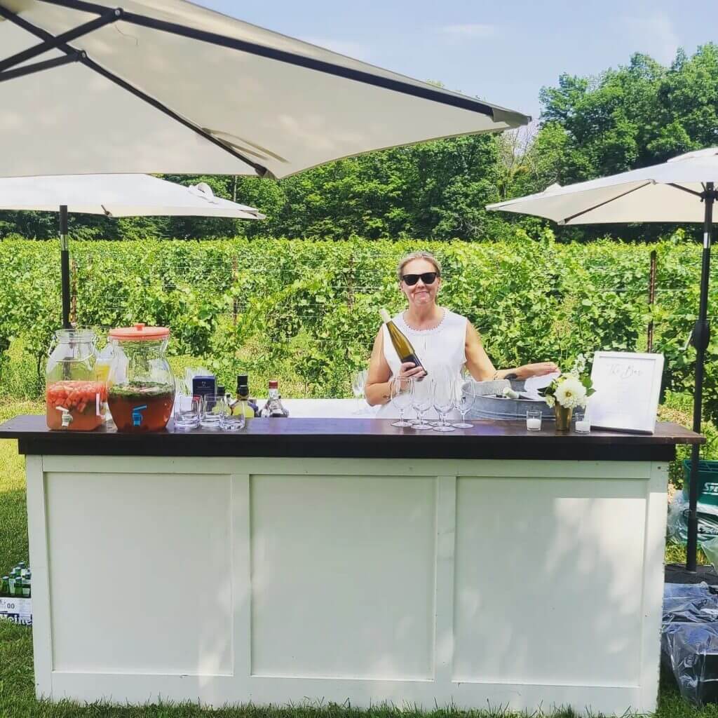 Wedding bartending services at an outdoor Toronto wedding reception