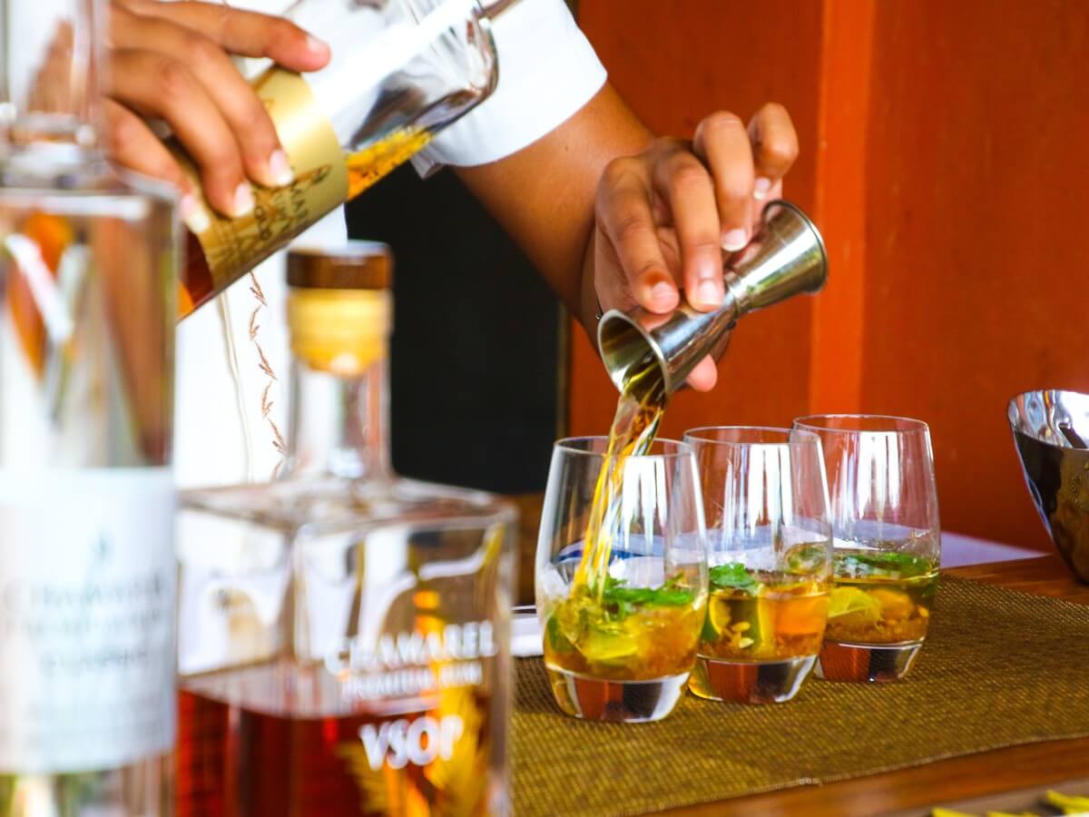 pouring drinks 5 Questions You Should Ask Your Mobile Vaughn Bartender